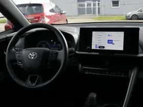 Toyota C-HR (2025) thumbnail 23