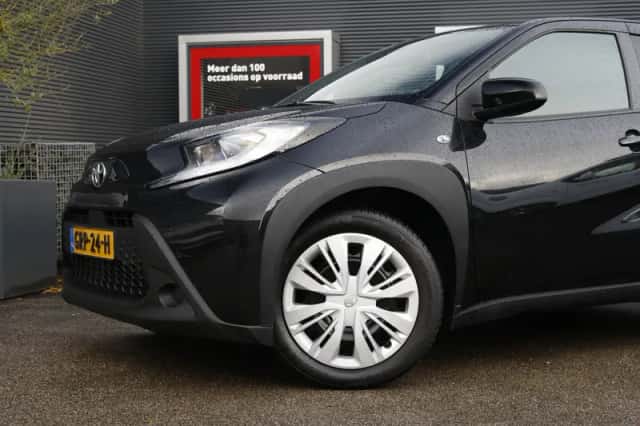 Toyota Aygo X (2024) thumbnail 2