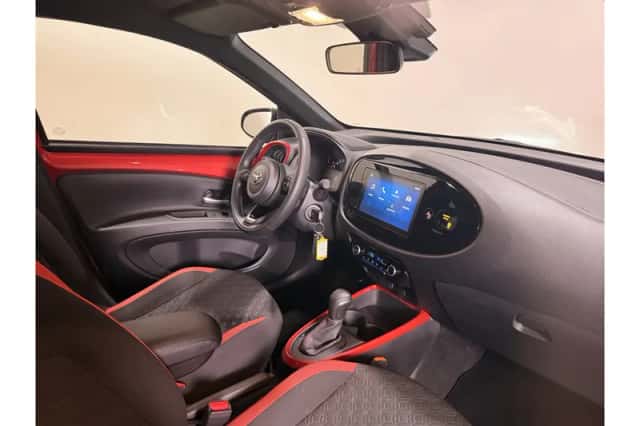 Toyota Aygo X (2024) thumbnail 2