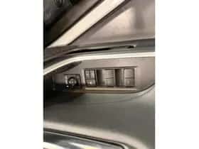 Toyota RAV4 (2023) thumbnail 11