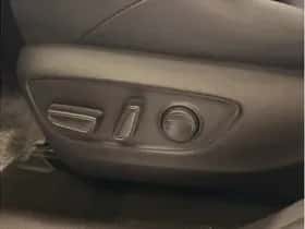 Toyota RAV4 (2023) thumbnail 12