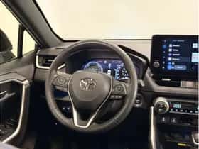 Toyota RAV4 (2023) thumbnail 14