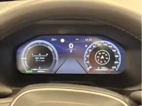 Toyota RAV4 (2023) thumbnail 17