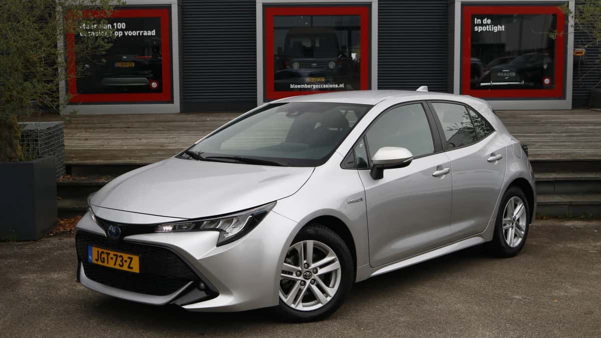Toyota Corolla (2019) — foto 1