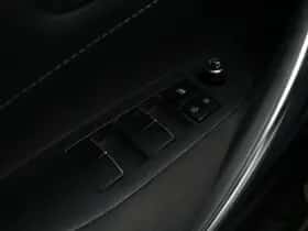 Toyota Corolla (2019) thumbnail 15