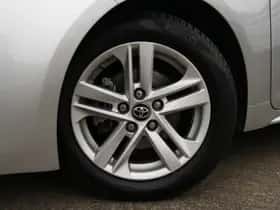 Toyota Corolla (2019) thumbnail 3