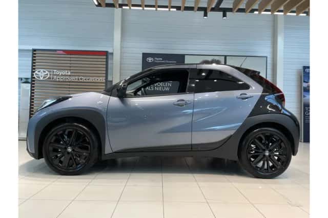 Toyota Aygo X (2025) thumbnail 2