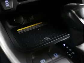 Toyota RAV4 (2019) thumbnail 17