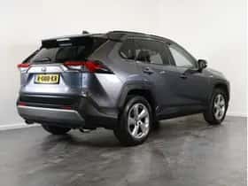 Toyota RAV4 (2019) thumbnail 3