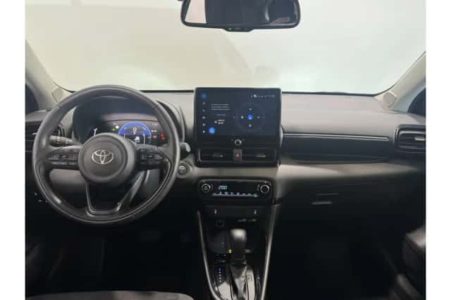 Toyota Yaris (2025) thumbnail 2