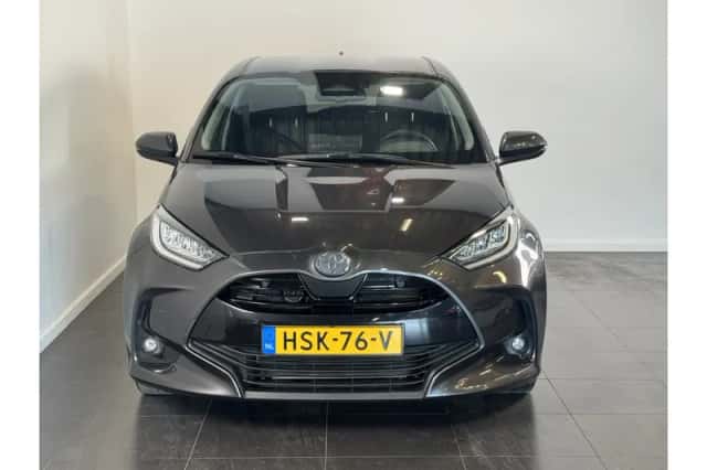 Toyota Yaris (2025) thumbnail 3