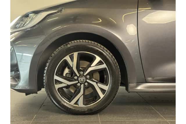 Toyota Yaris (2025) thumbnail 5