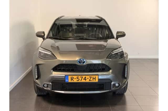 Toyota Yaris Cross (2023) thumbnail 2