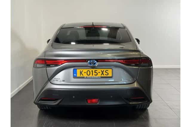 Toyota Mirai (2021) thumbnail 5
