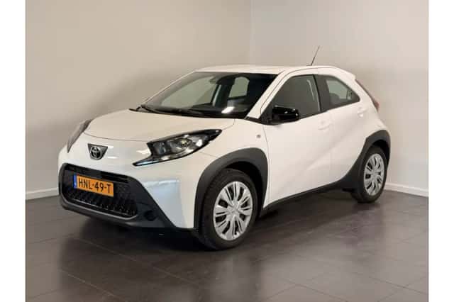 Toyota Aygo X (2025) thumbnail 1