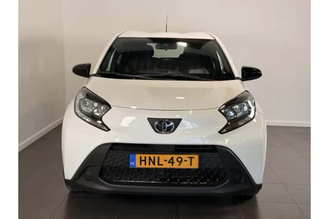Toyota Aygo X (2025) thumbnail 3