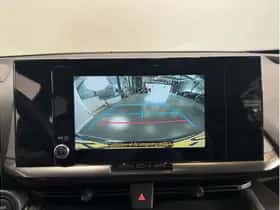 Toyota C-HR (2025) thumbnail 17