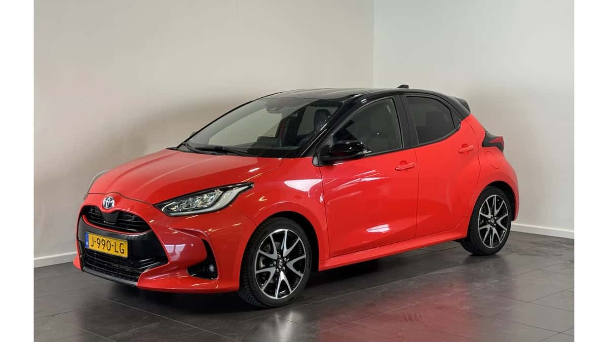 Toyota Yaris (2020) — foto 1