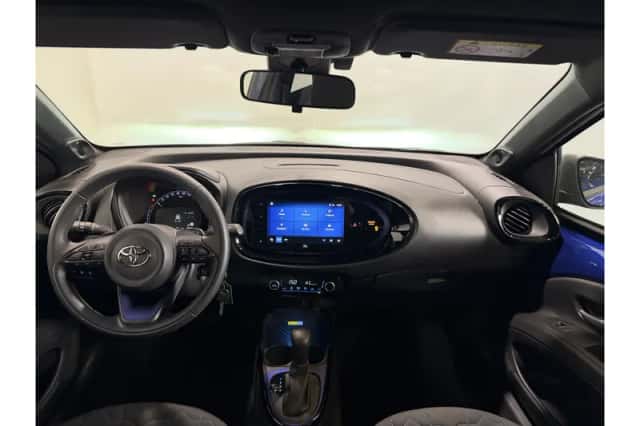 Toyota Aygo X (2022) thumbnail 3