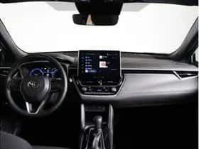 Toyota Corolla (2025) thumbnail 2