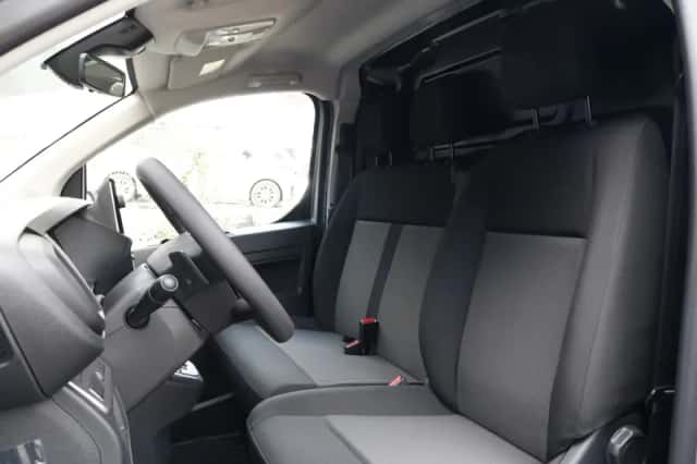 Toyota Proace (2025) thumbnail 6