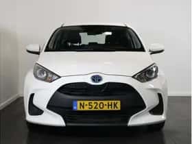 Toyota Yaris (2021) thumbnail 4