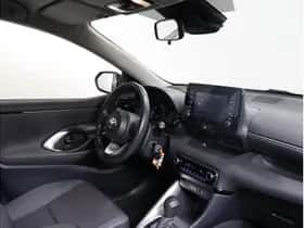 Toyota Yaris (2021) thumbnail 7