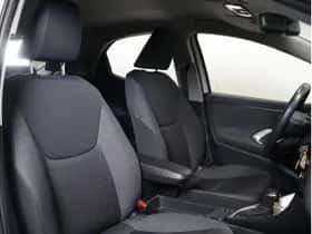 Toyota Yaris (2021) thumbnail 8