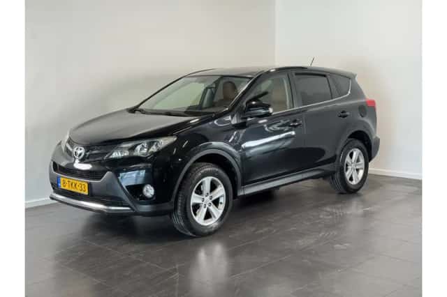 Toyota RAV4 (2014) thumbnail 1