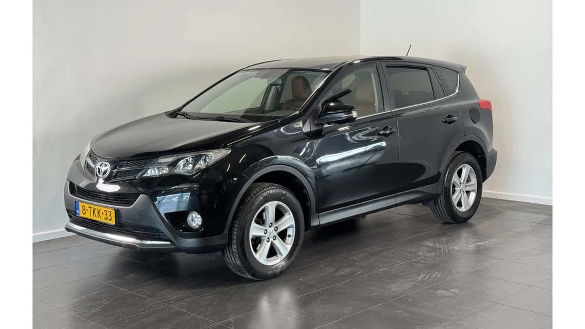 Toyota RAV4 (2014) — foto 1