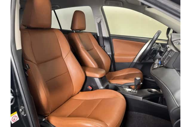 Toyota RAV4 (2014) thumbnail 6