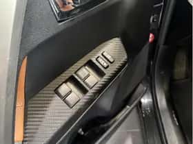 Toyota RAV4 (2014) thumbnail 8