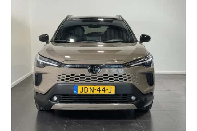 Toyota Corolla (2025) thumbnail 2