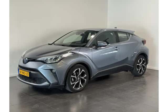 Toyota C-HR (2021) thumbnail 1