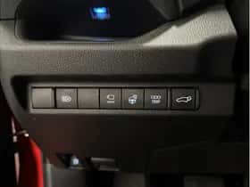 Toyota RAV4 (2024) thumbnail 12