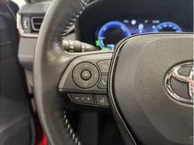 Toyota RAV4 (2024) thumbnail 17