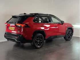 Toyota RAV4 (2024) thumbnail 5
