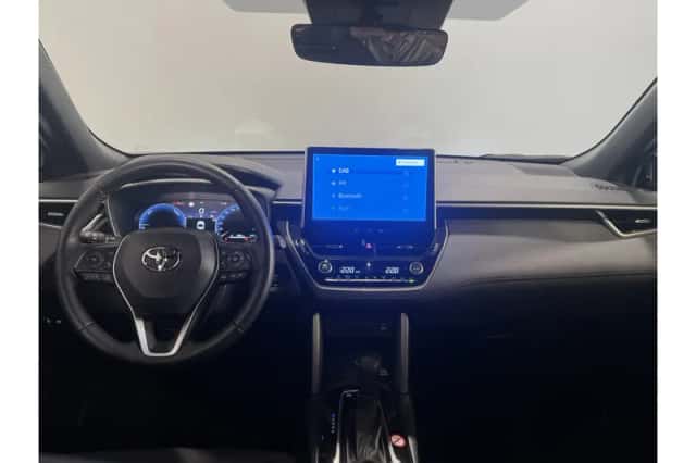 Toyota Corolla (2025) thumbnail 2