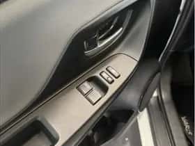 Toyota Yaris (2017) thumbnail 8