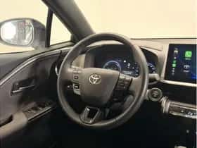 Toyota C-HR (2024) thumbnail 18