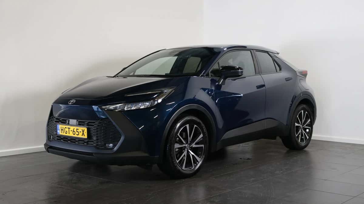 Toyota C-HR (2025) — foto 1