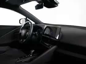 Toyota C-HR (2025) thumbnail 8