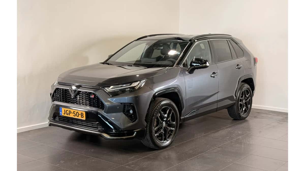 Toyota RAV4 (2025) — foto 1