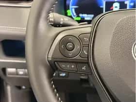 Toyota RAV4 (2025) thumbnail 12