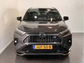 Toyota RAV4 (2025) thumbnail 3