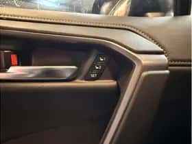 Toyota RAV4 (2025) thumbnail 9