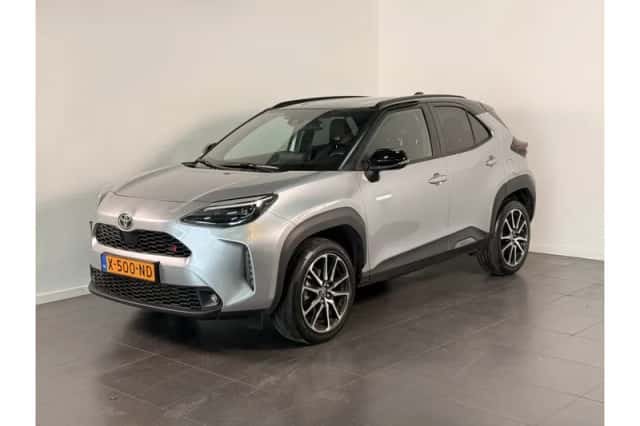 Toyota Yaris Cross (2024) thumbnail 1