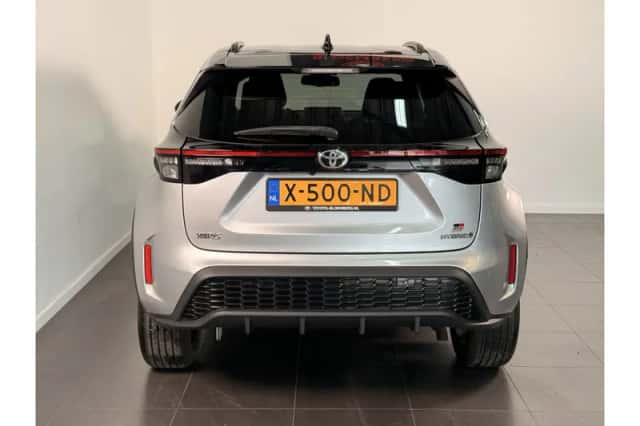 Toyota Yaris Cross (2024) thumbnail 5