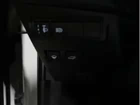 Toyota Corolla (2025) thumbnail 10