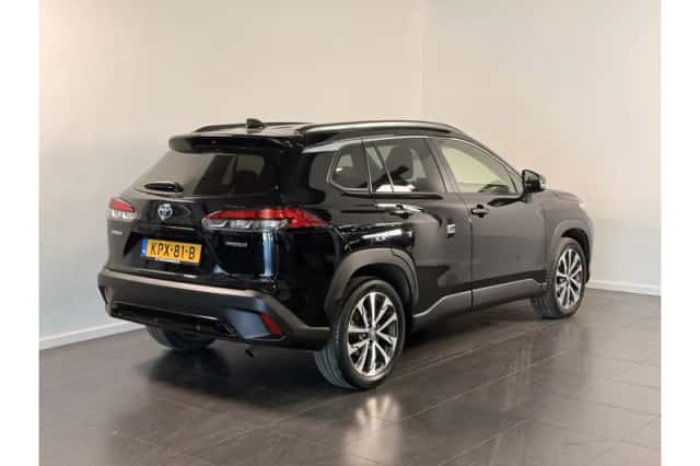 Toyota Corolla Cross (2023) thumbnail 3